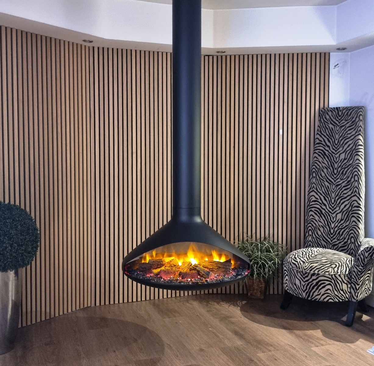 GAZCO ORBIT CEILING HUNG ELECTRIC STOVE