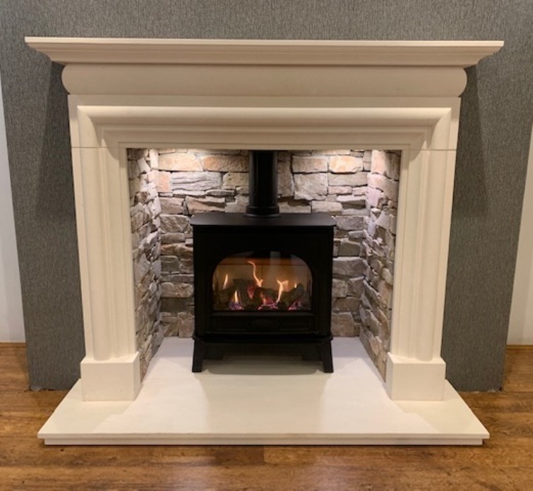 Litore fireplace & chamber